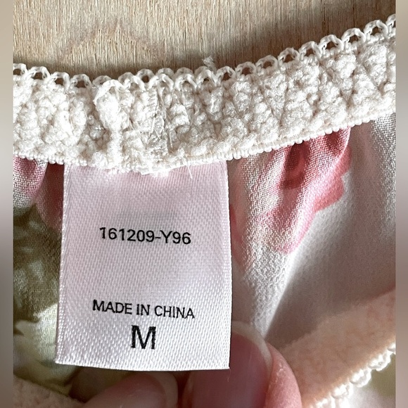 Sheer Floral Pajama Pants Rose Print NWOT Women’s M Loungewear Sleepwear - Picture 3 of 7